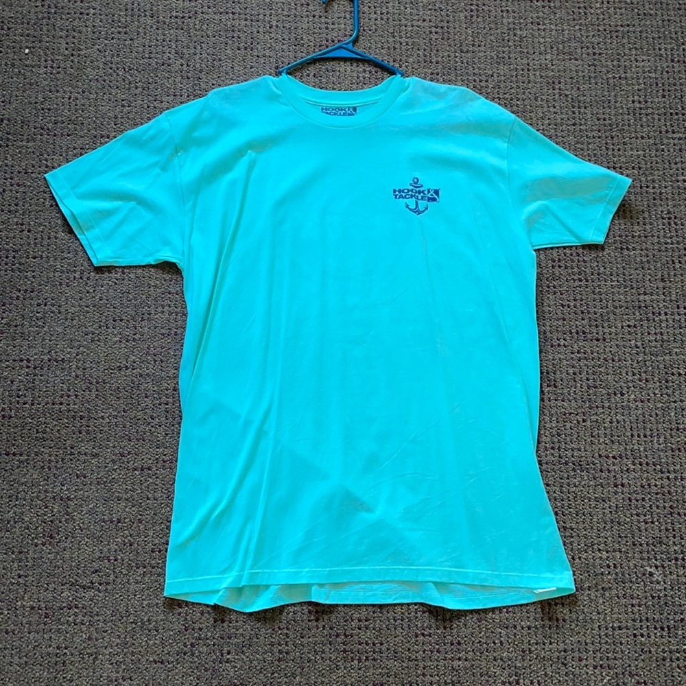 Men’s hook and tackle tee